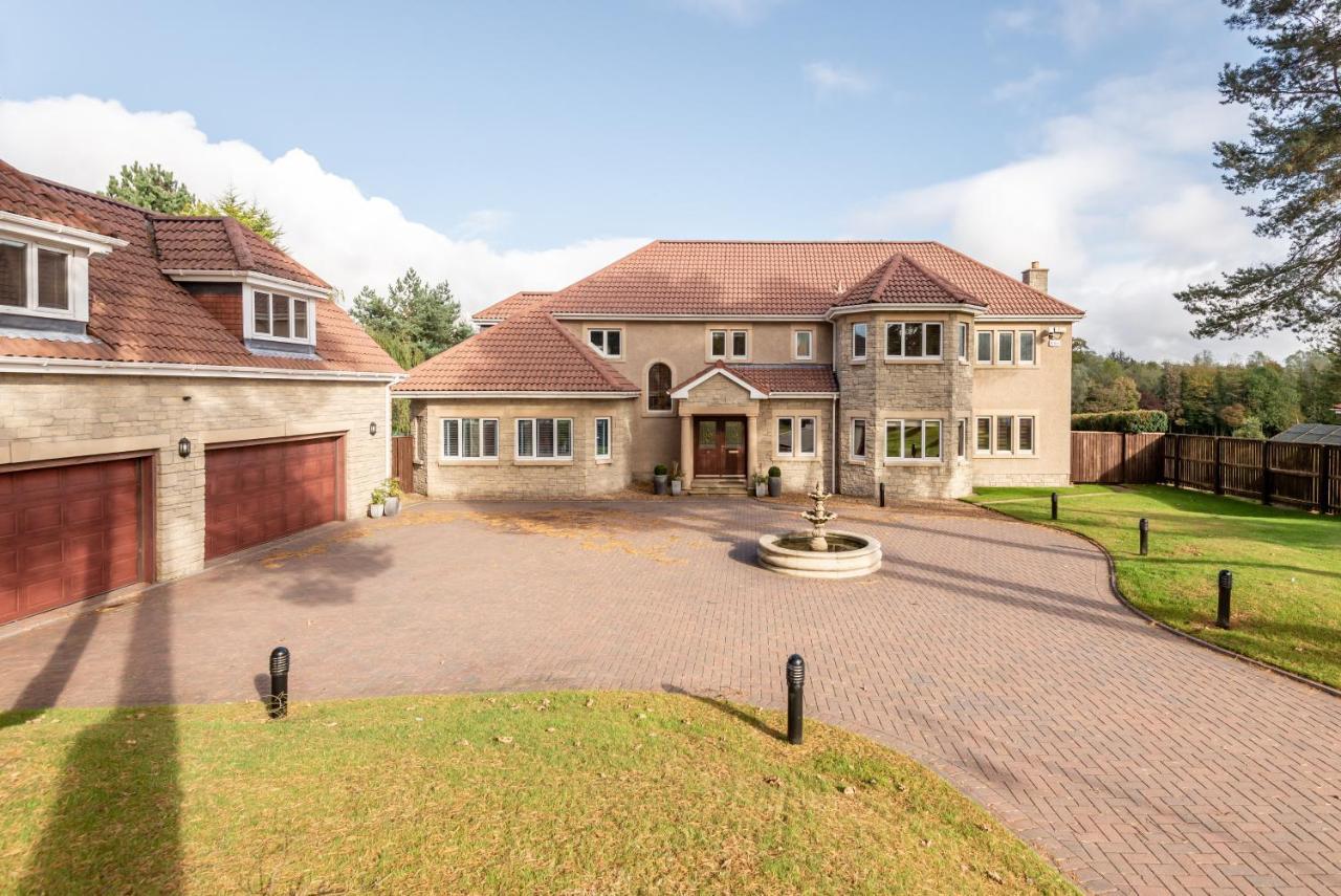 Luxury 6-Bed House With Pool Villa Glenrothes Bagian luar foto