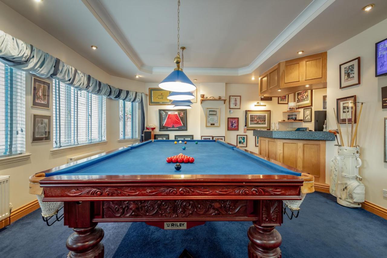 Luxury 6-Bed House With Pool Villa Glenrothes Bagian luar foto
